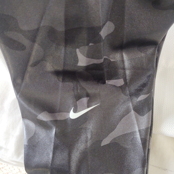 NIKE 1 CAMO LEGGINGS sz 2x - Picture 1 of 4